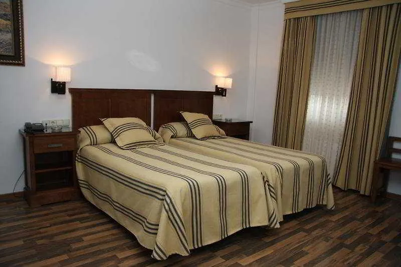Hotel Mulhacen Guadix 2*,  España